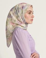 şuheda hatun’un tercihi petunya %100 twill ipek eşarp pembe 5