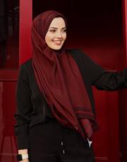 zuhal köprülü’nün tercihi mini mono bordo floş şal 