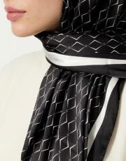 karo monogram twill şal siyah 4